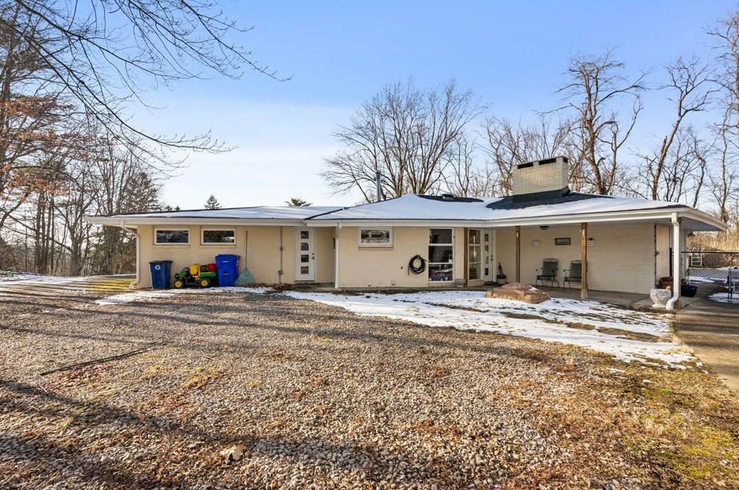 5311 Georgiann Dr, Gibsonia PA  15044-9659 exterior