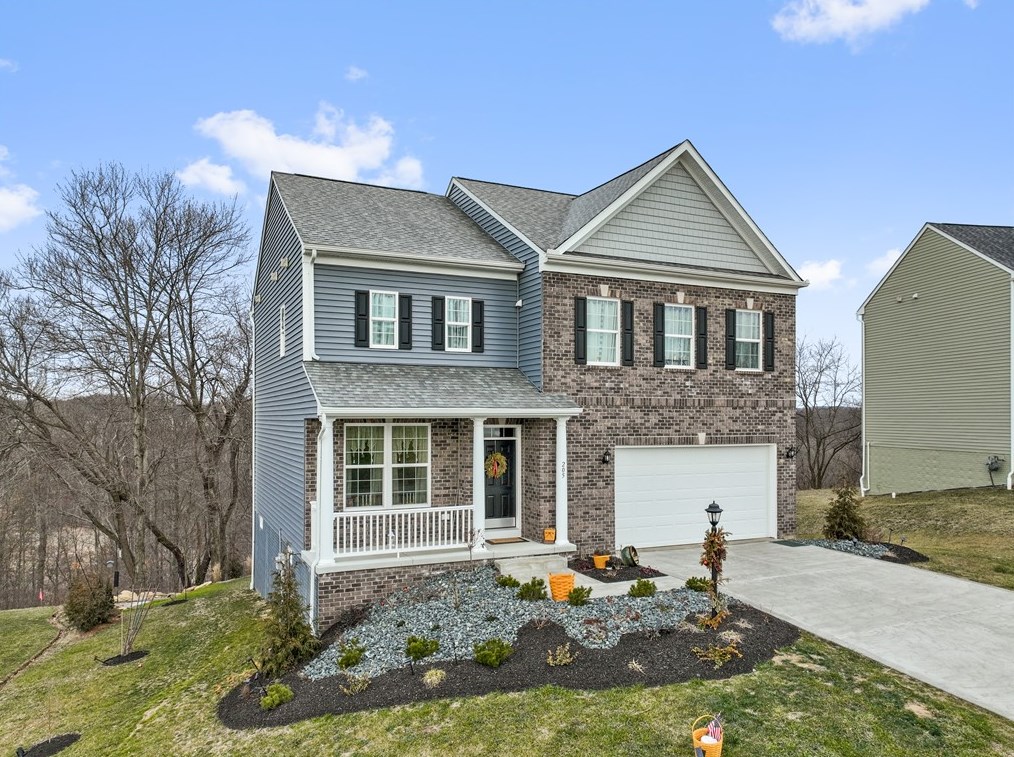 205 Wyncrest Dr, Butler PA  16001-1795 exterior