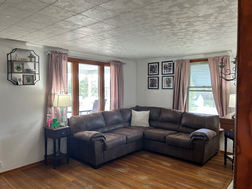 105 Lacock St, Washington PA  15301-2429 exterior