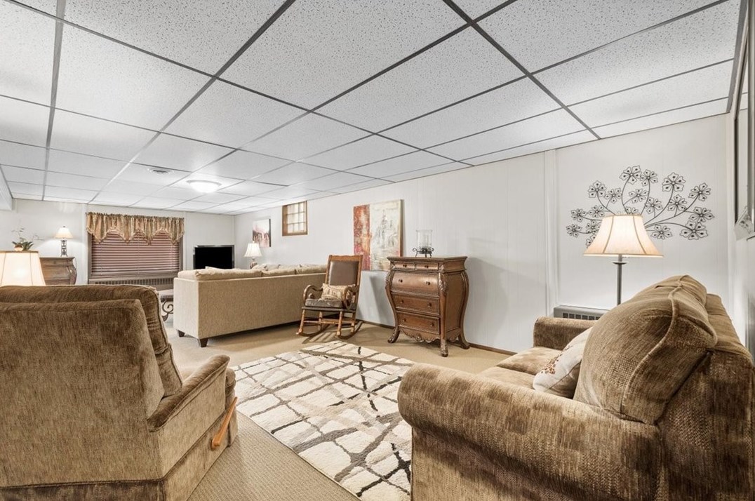 181 Paul St, Washington PA  15301-1444 exterior