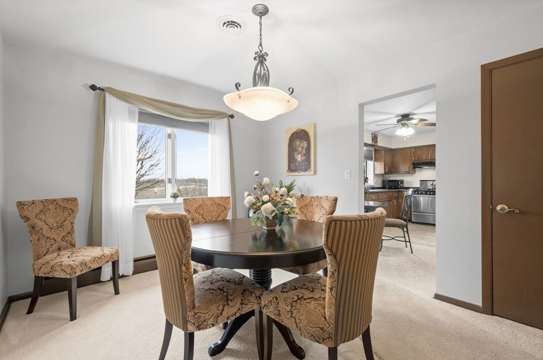 181 Paul St, Washington PA  15301-1444 exterior