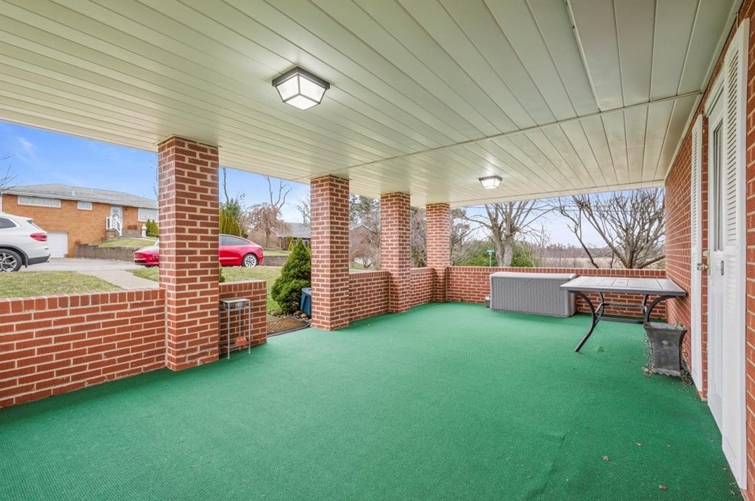 181 Paul St, Washington PA  15301-1444 exterior