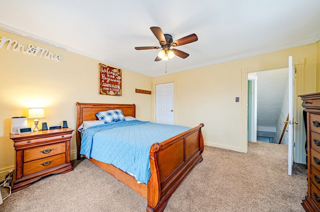 2703 Kansas St, Mckeesport PA  15132-7841 exterior