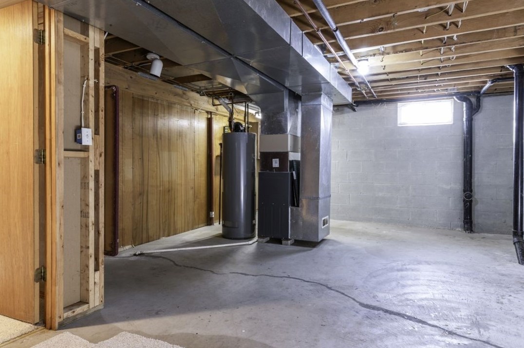 3583 Tiffany Ln, Hermitage PA  16148-6013 exterior