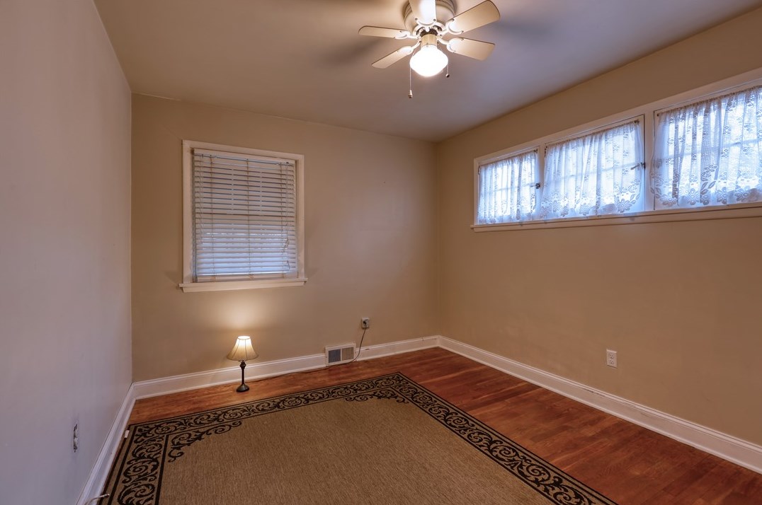 123 Creighton St, Beaver Falls PA  15010-1225 exterior