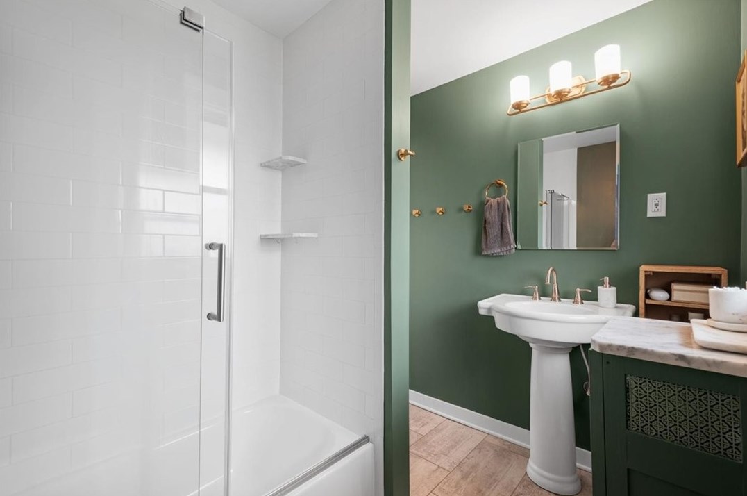 1434 Morningside Ave, Pittsburgh PA  15206-1329 exterior