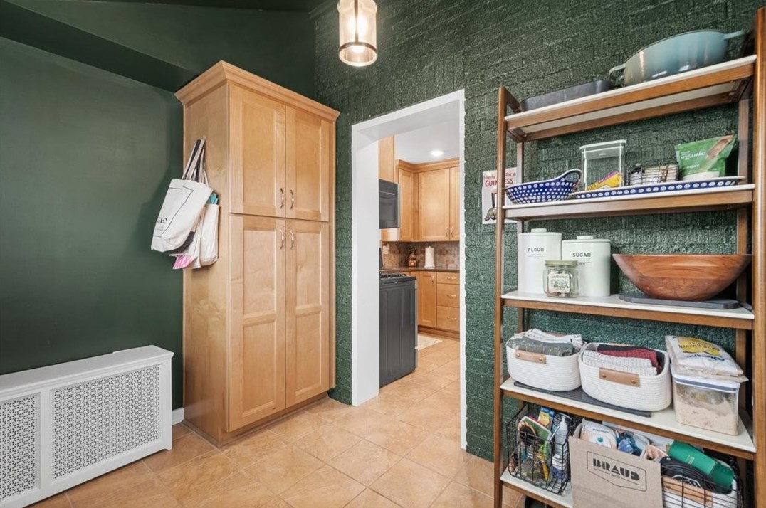 1434 Morningside Ave, Pittsburgh PA  15206-1329 exterior