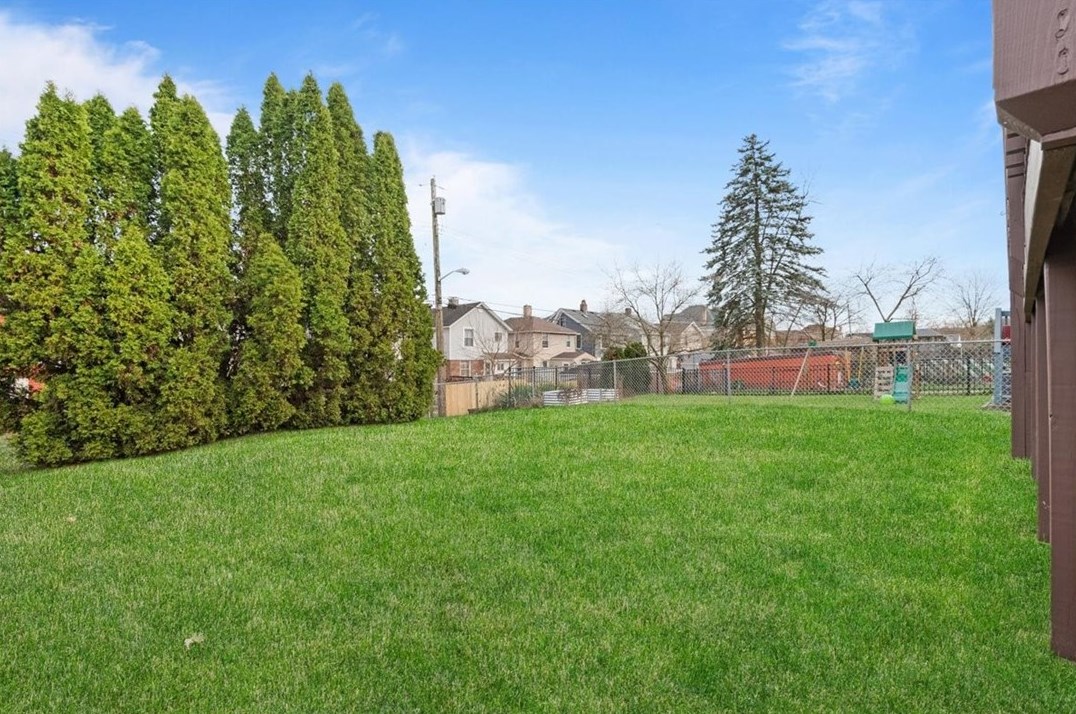 1434 Morningside Ave, Pittsburgh PA  15206-1329 exterior