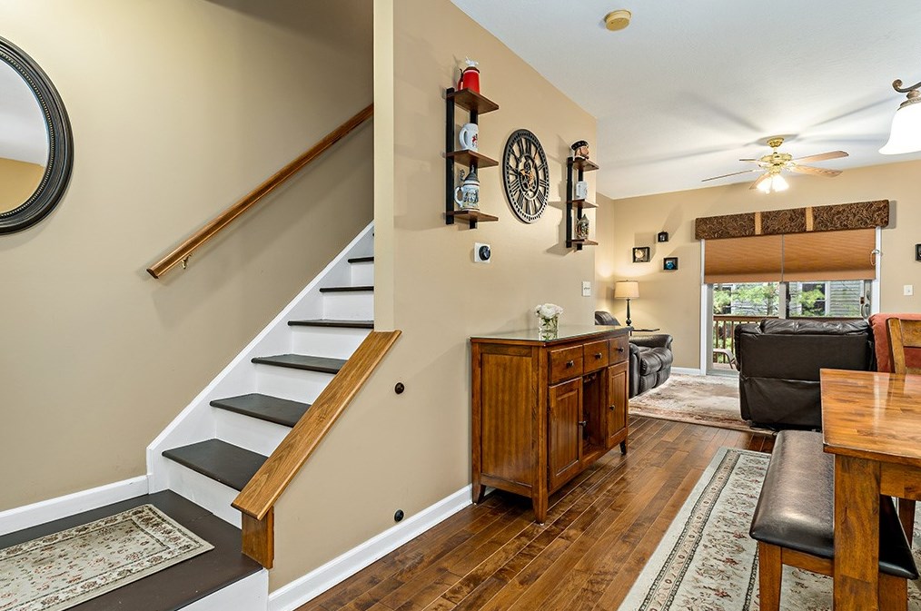 44 18 St, Pittsburgh PA 15222-4401 exterior