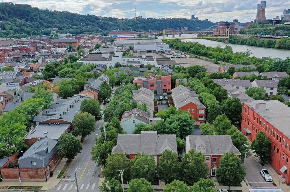 44 18 St, Pittsburgh PA 15222-4401 exterior