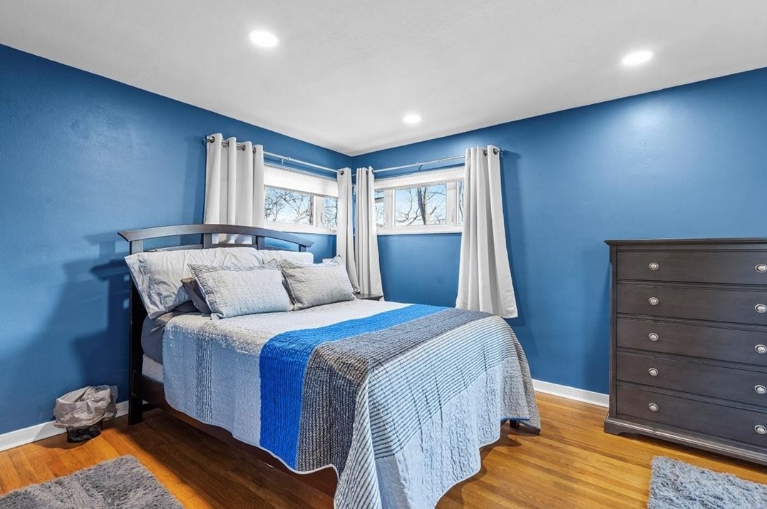 2745 Orlando Pl, Pittsburgh PA  15235-4116 exterior