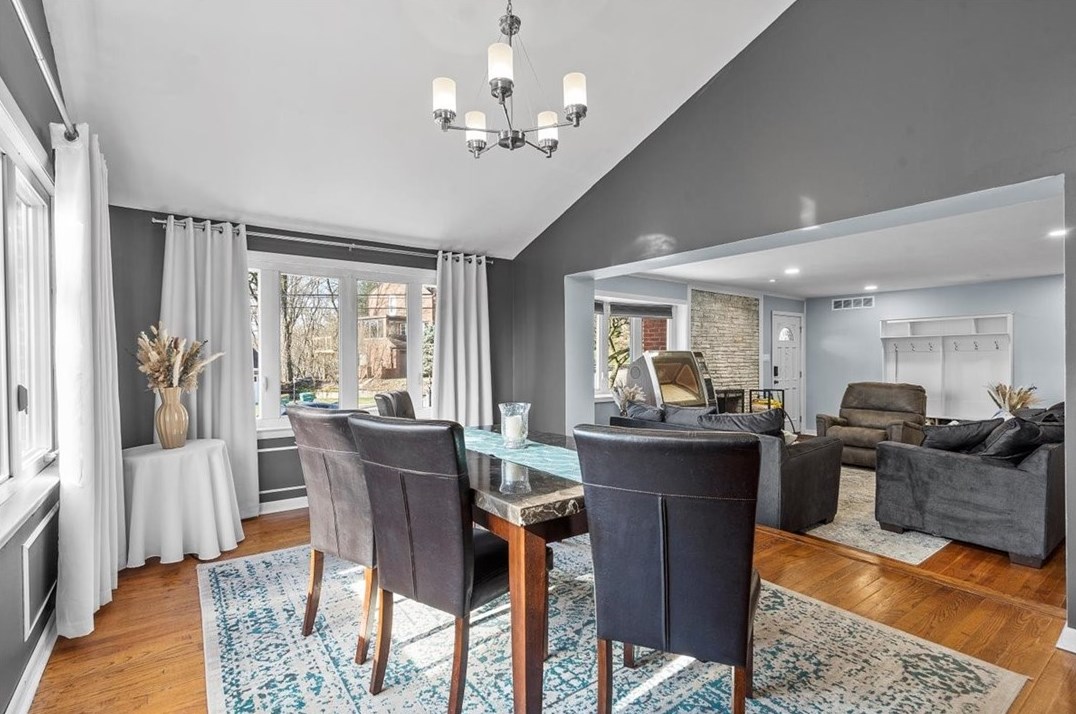 2745 Orlando Pl, Pittsburgh PA  15235-4116 exterior