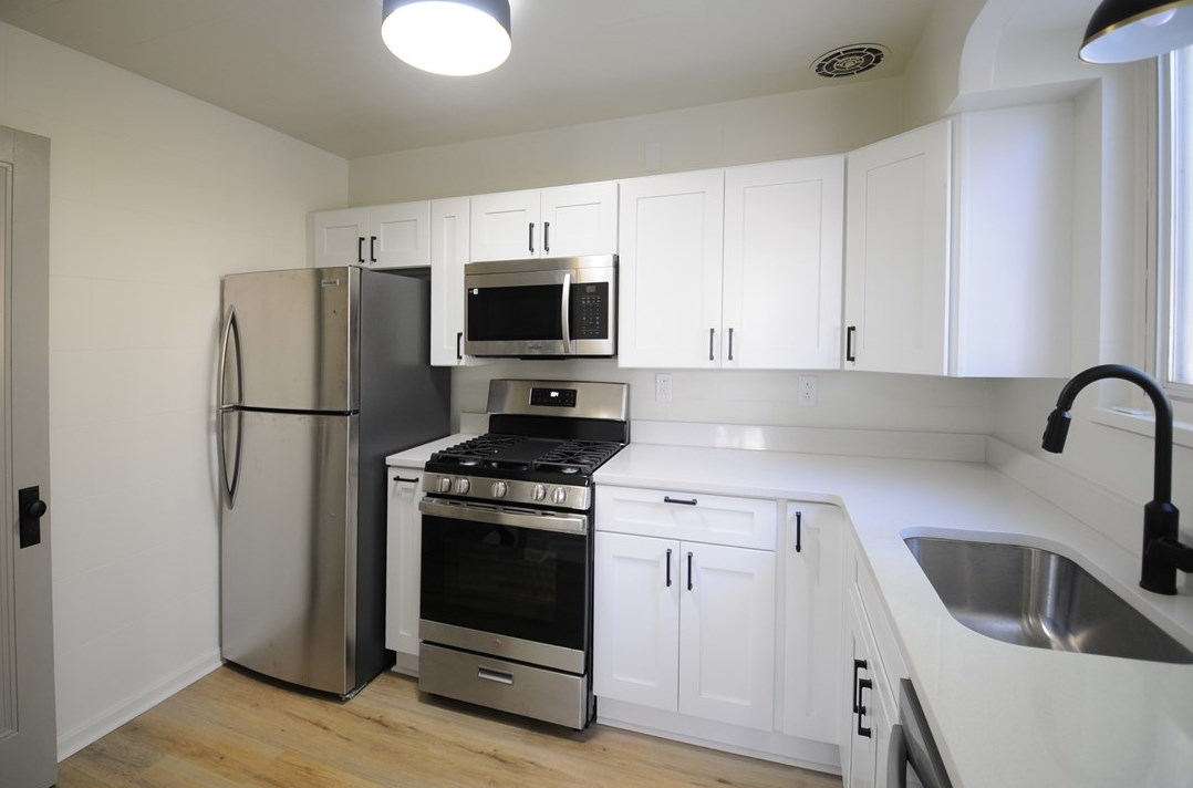 2423 Kingwood St, Pittsburgh PA  15234-3155 exterior