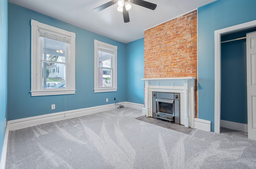 1820 Westmont Ave, Pittsburgh PA 15210-3853 exterior