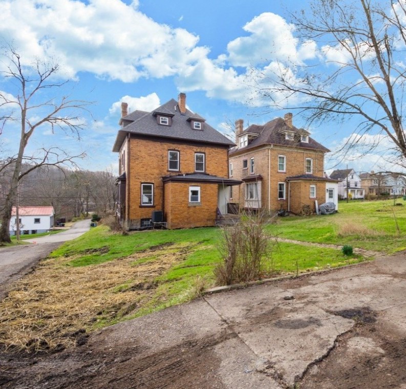 156 Linwood Ave, Pittsburgh PA 15205-3308 exterior