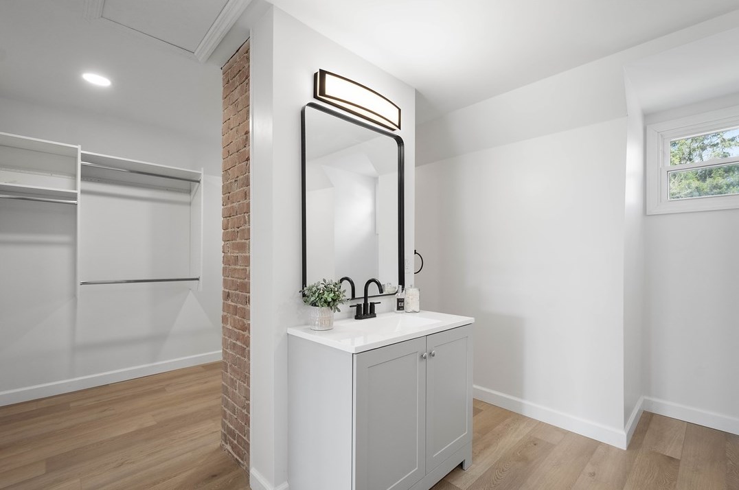 156 Linwood Ave, Pittsburgh PA 15205-3308 exterior