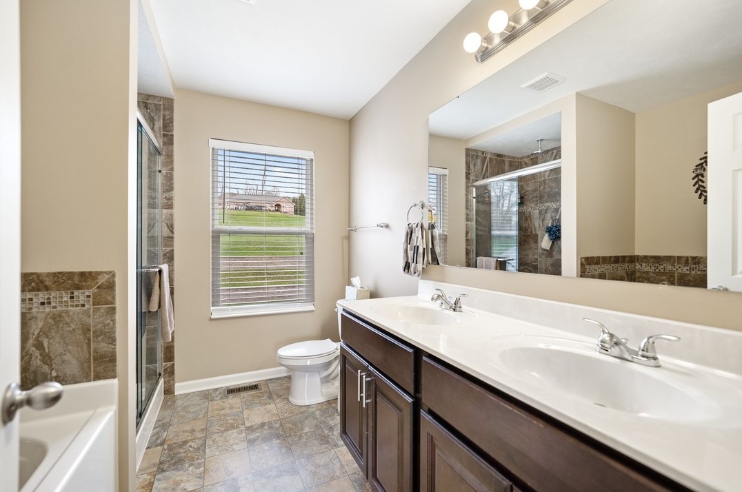 5 Puskar Ln, Canonsburg PA  15317-1998 exterior