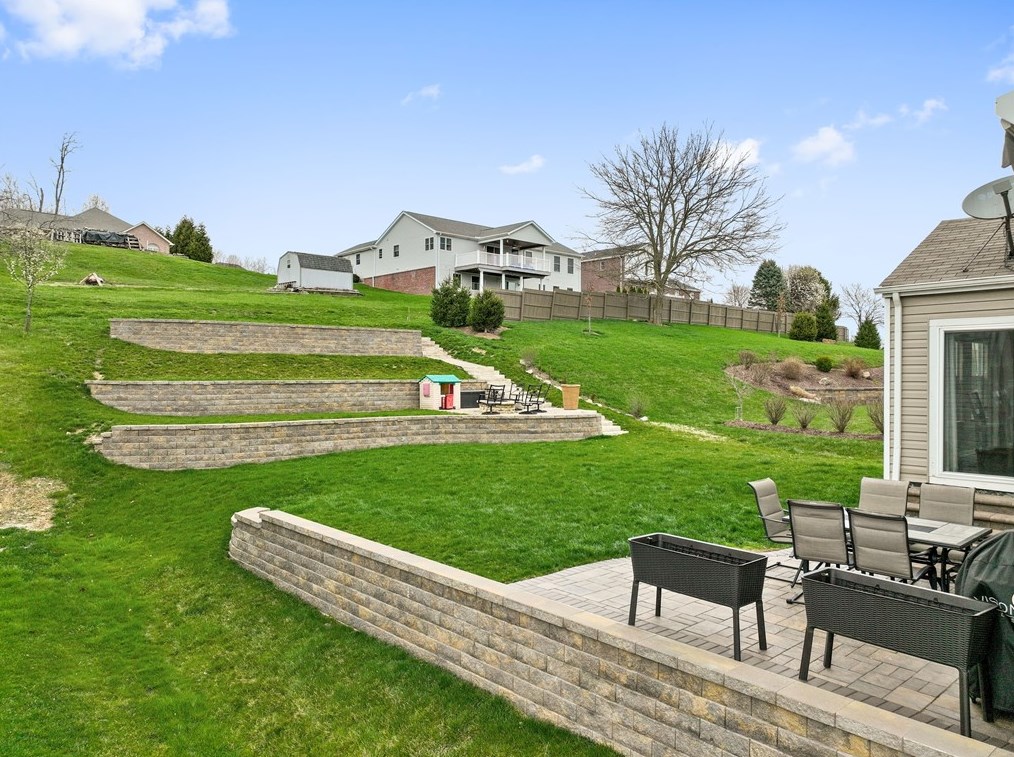 5 Puskar Ln, Canonsburg PA  15317-1998 exterior