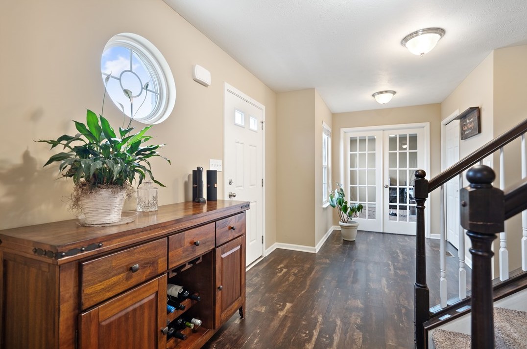 5 Puskar Ln, Canonsburg PA  15317-1998 exterior