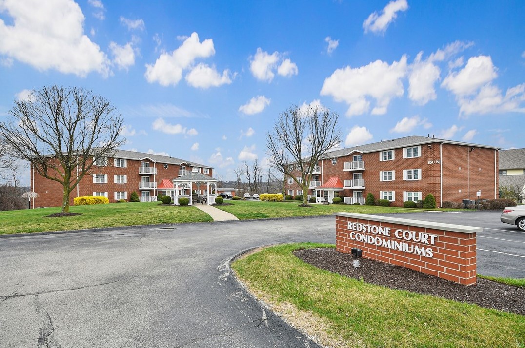 830 Main St, Washington PA 15301-3353 exterior