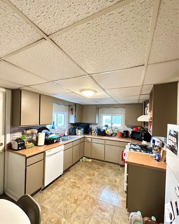 2911 Mary St, Pittsburgh PA 15203-1820 exterior