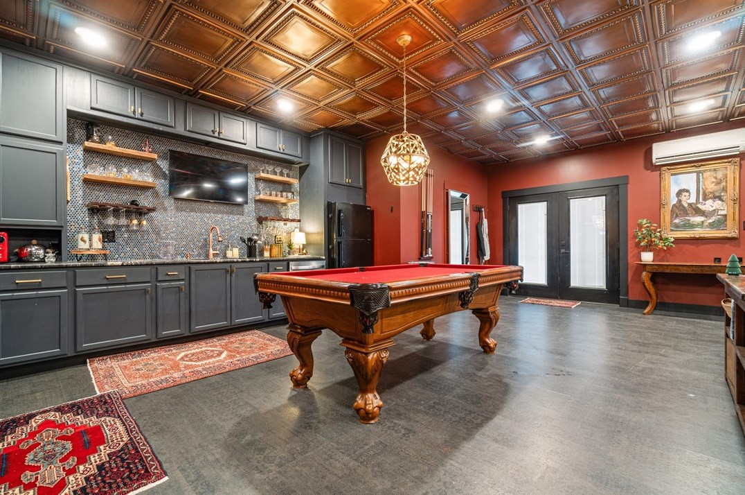 335 Chestnut St, Sewickley PA 15143-1809 exterior