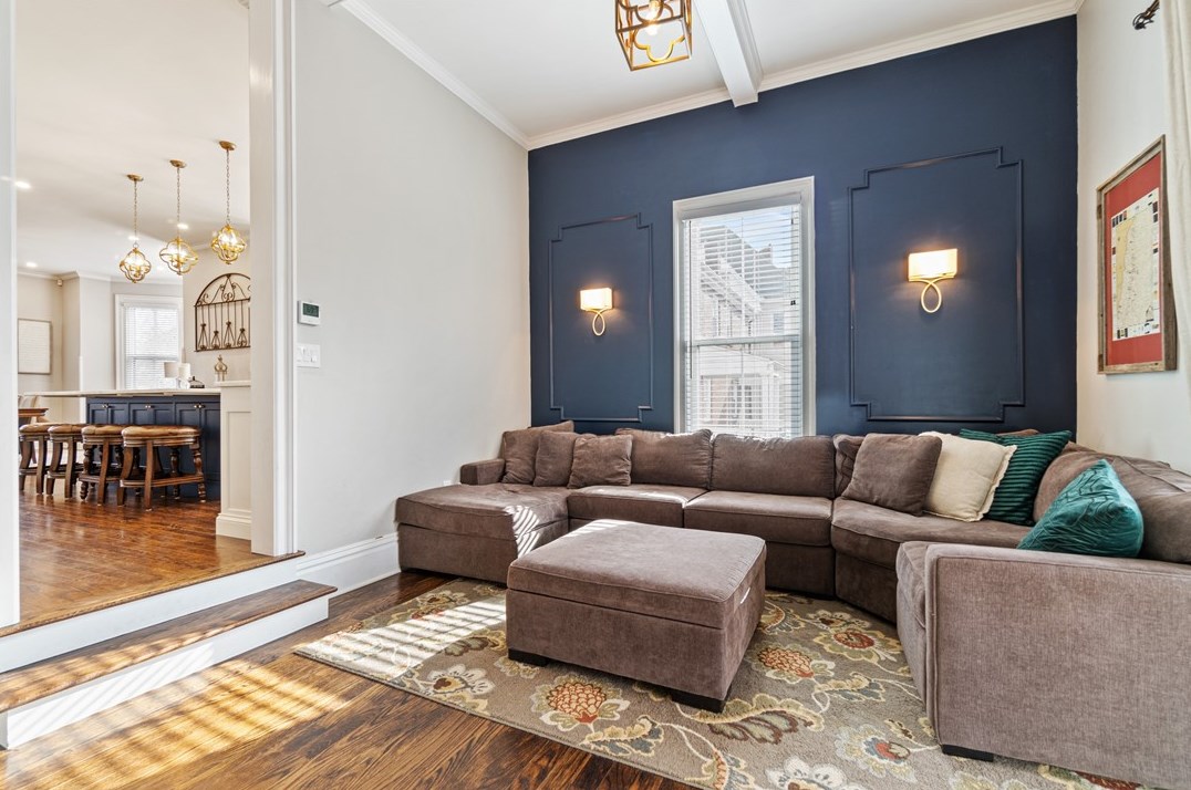 335 Chestnut St, Sewickley PA 15143-1809 exterior