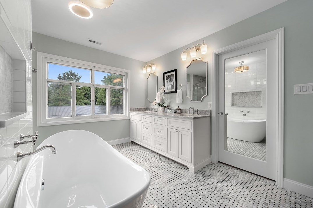 335 Chestnut St, Sewickley PA 15143-1809 exterior