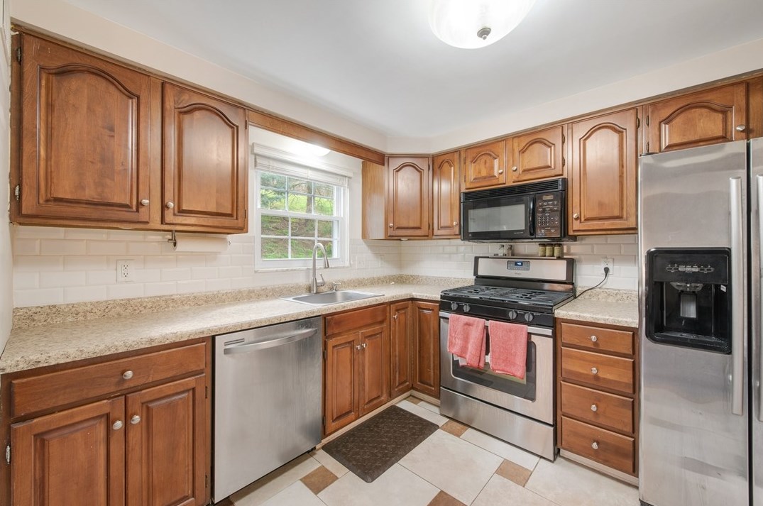 183 Heather Dr, Monroeville PA  15146-1745 exterior