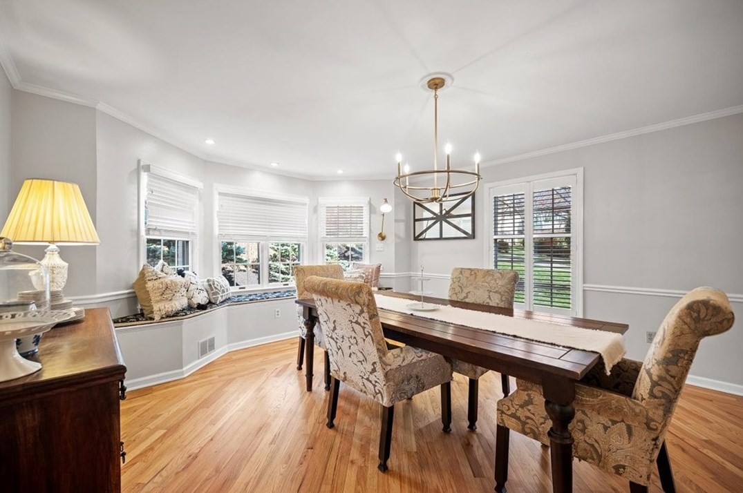 135 Devonwood Dr, Pittsburgh PA  15241-2255 exterior