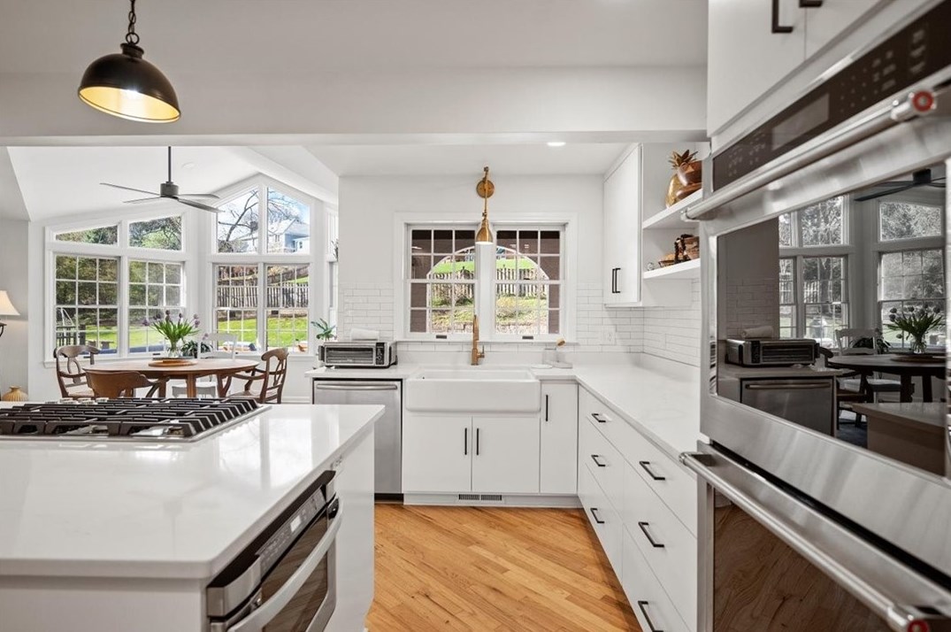 135 Devonwood Dr, Pittsburgh PA  15241-2255 exterior