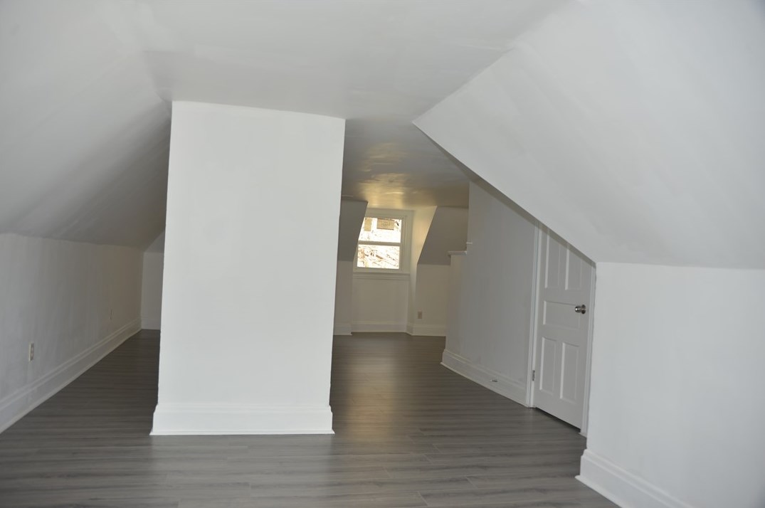 44 Vilsack St, Pittsburgh PA 15223-1733 exterior