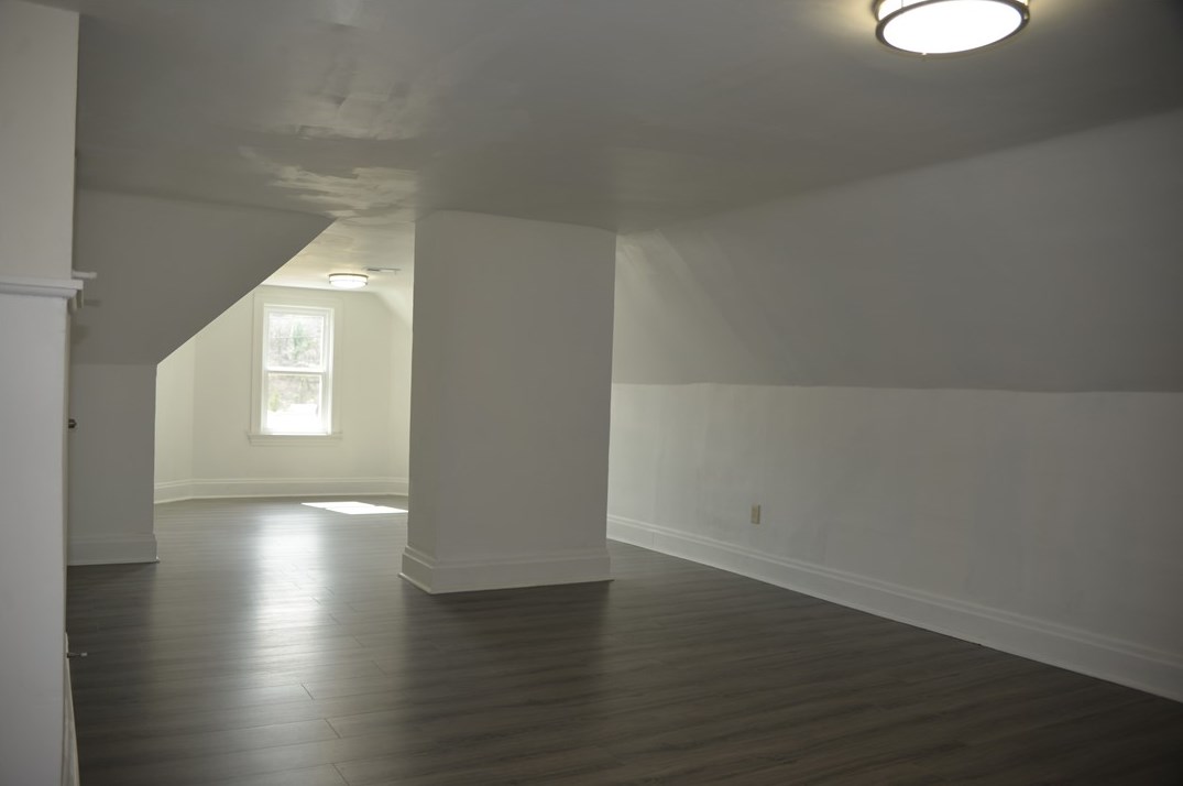 44 Vilsack St, Pittsburgh PA 15223-1733 exterior