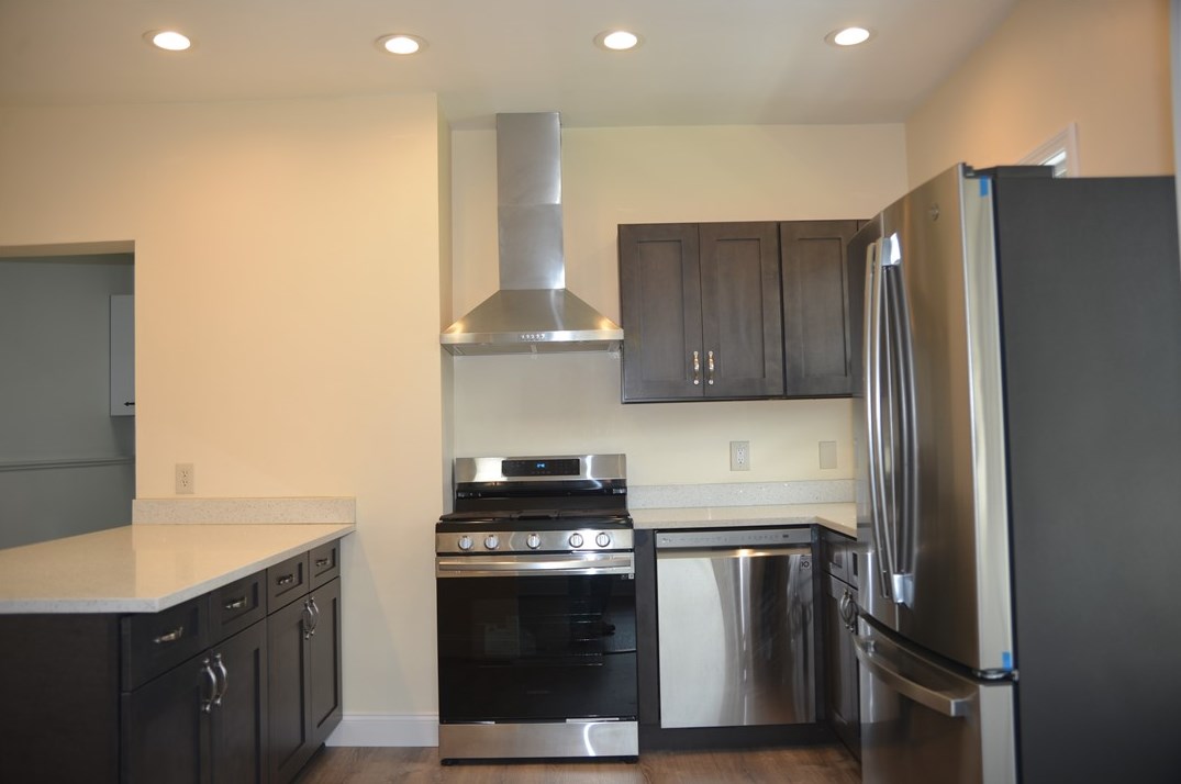 44 Vilsack St, Pittsburgh PA 15223-1733 exterior