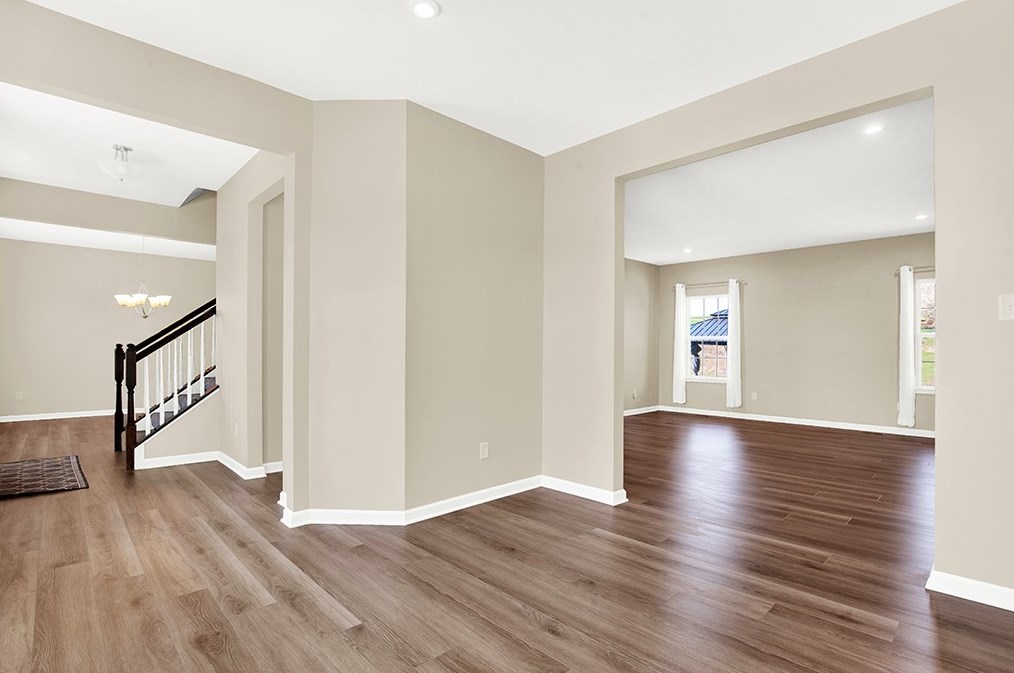 1002 Country Club Rd, Jeannette, PA 15644