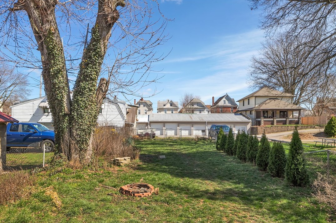 317 Chestnut St, Butler PA  16001-5313 exterior