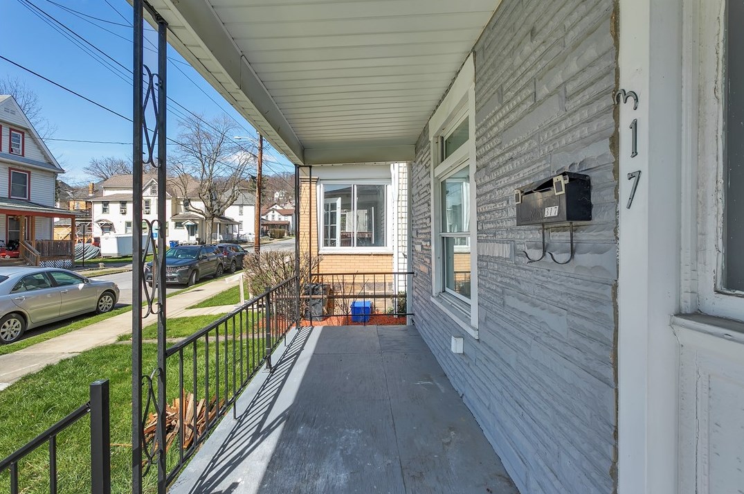 317 Chestnut St, Butler PA  16001-5313 exterior