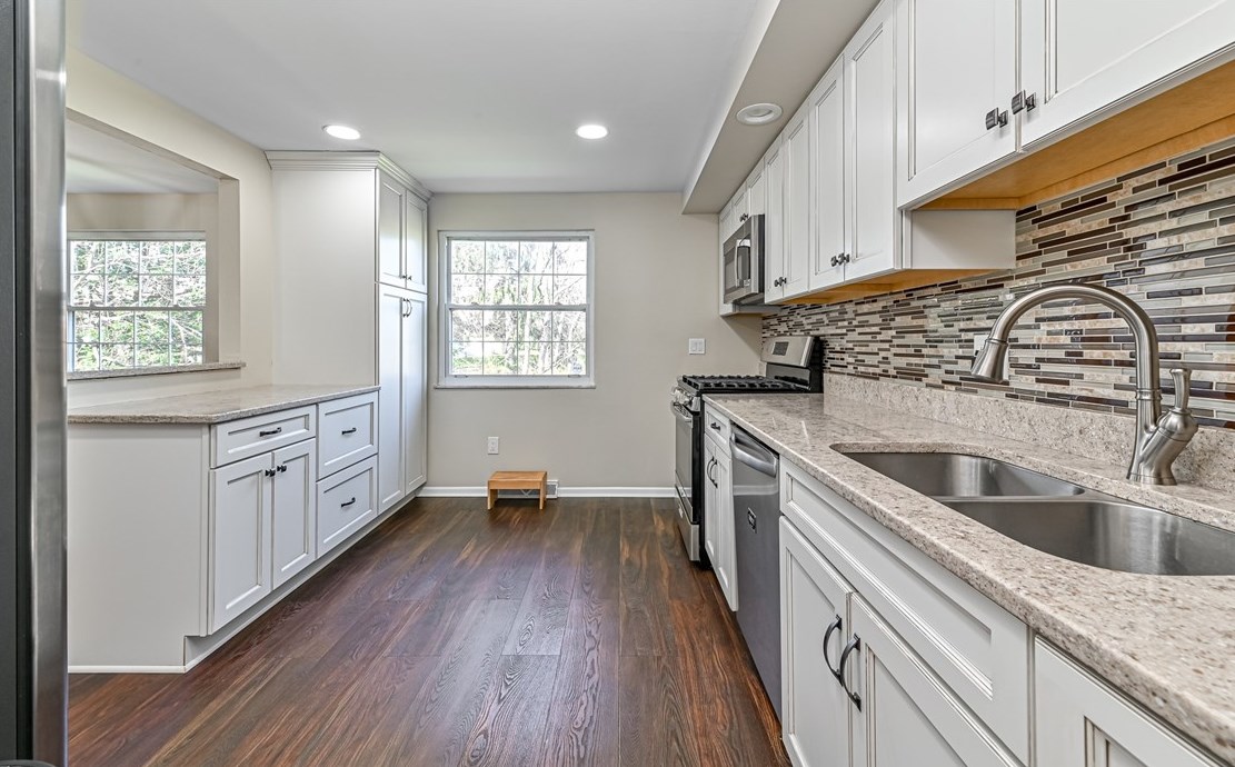229 Rosebriar Dr, Glenshaw PA  15116-1333 exterior