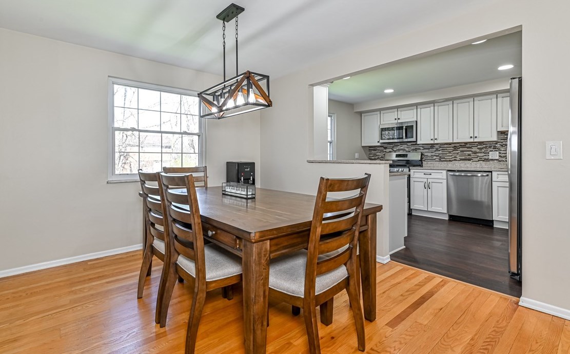 229 Rosebriar Dr, Glenshaw PA  15116-1333 exterior