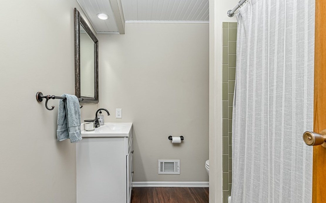 229 Rosebriar Dr, Glenshaw PA  15116-1333 exterior