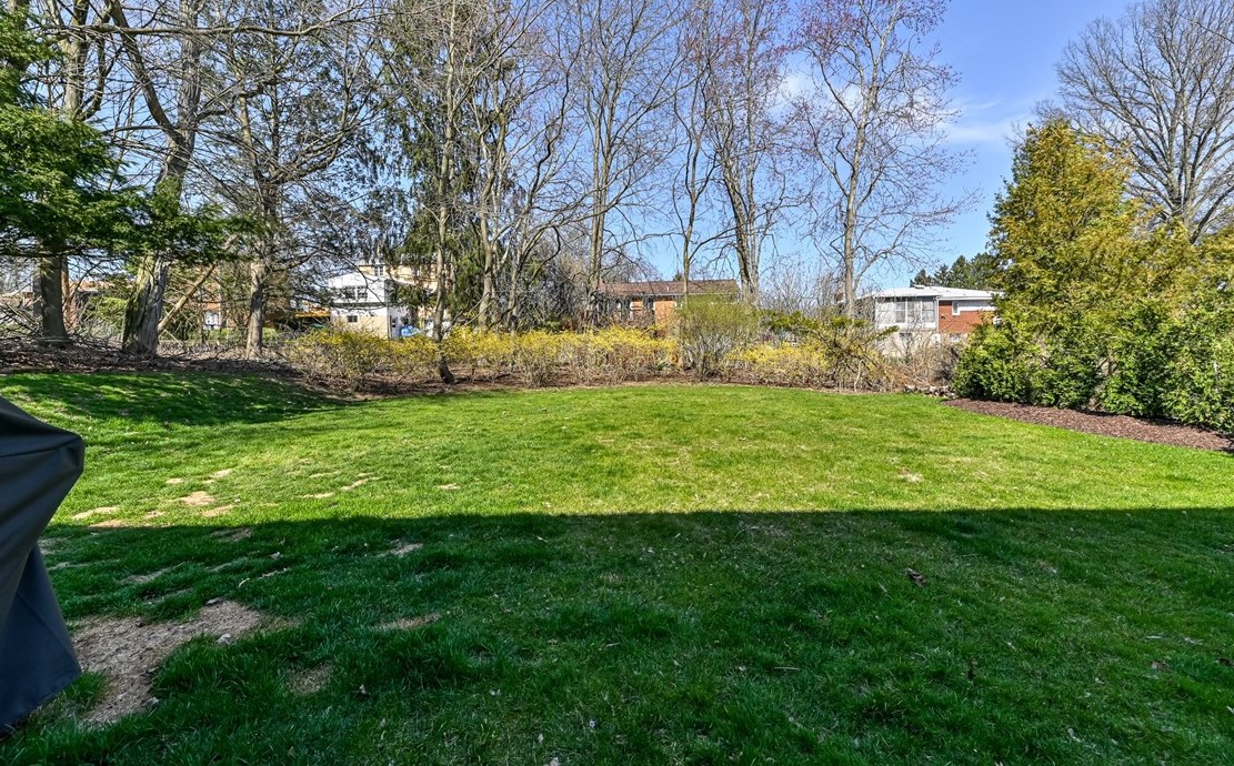 229 Rosebriar Dr, Glenshaw PA  15116-1333 exterior