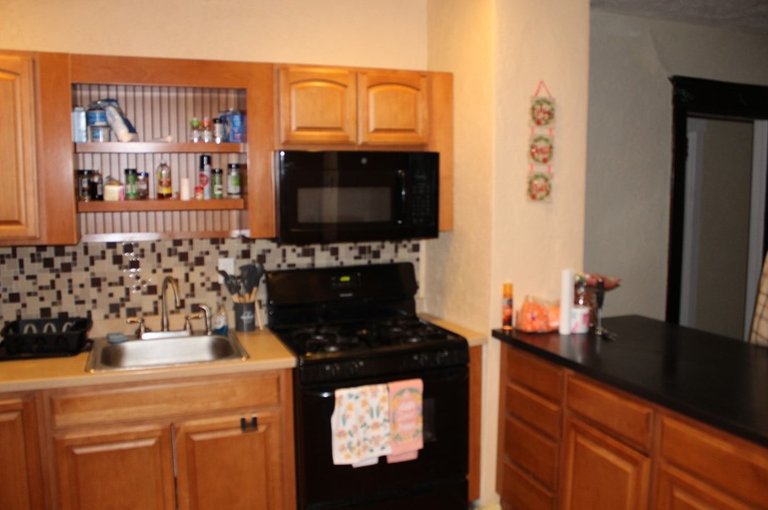 2847 Connecticut Ave, Pittsburgh PA  15216-1935 exterior