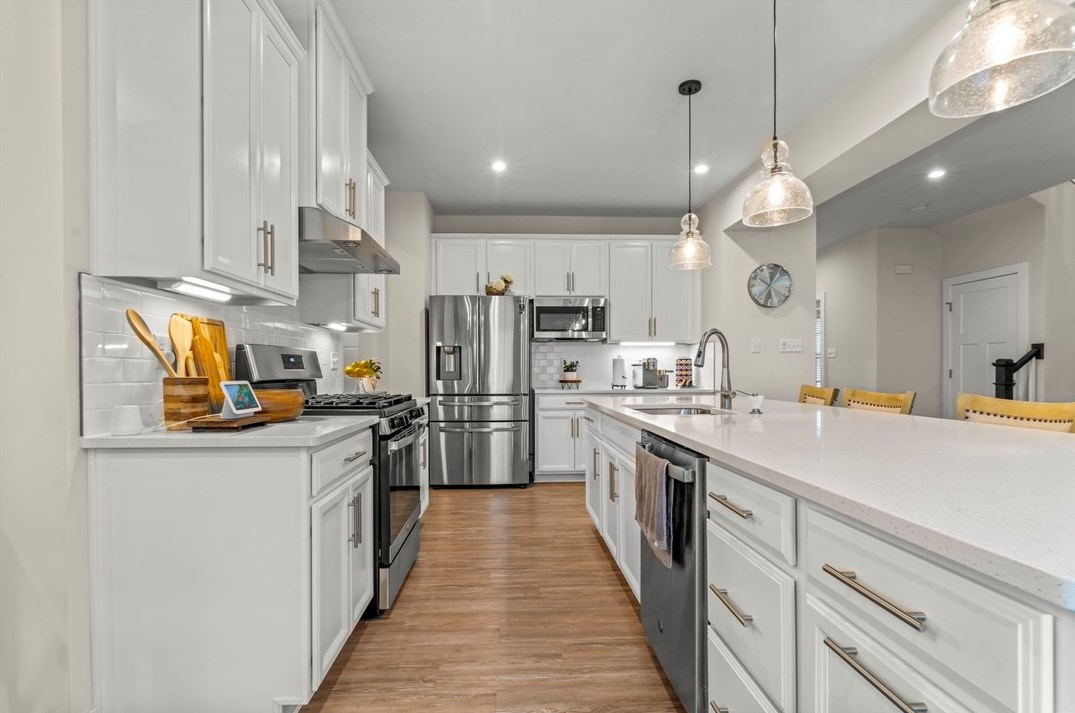 604 Manor Dr, Washington PA  15301-2967 exterior