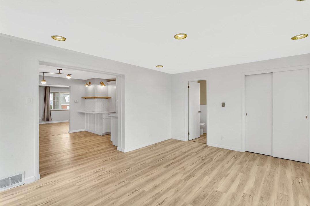 406 Smt Dr, Pittsburgh PA 15238-2921 exterior