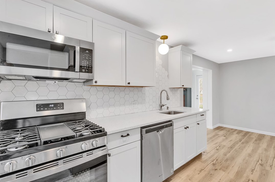 406 Smt Dr, Pittsburgh PA 15238-2921 exterior