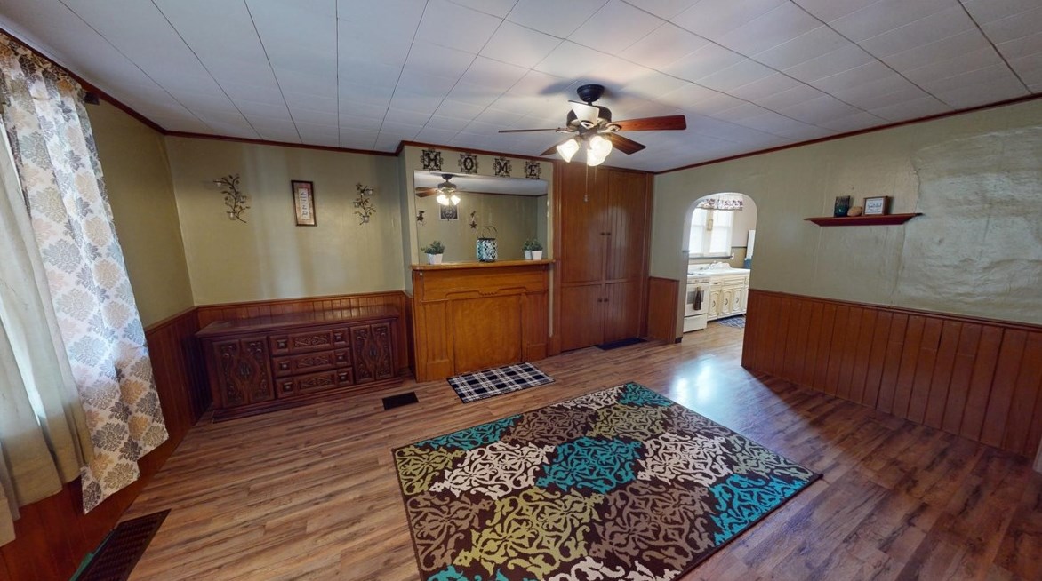 232 Zeigler Ave, Butler PA  16001-6131 exterior