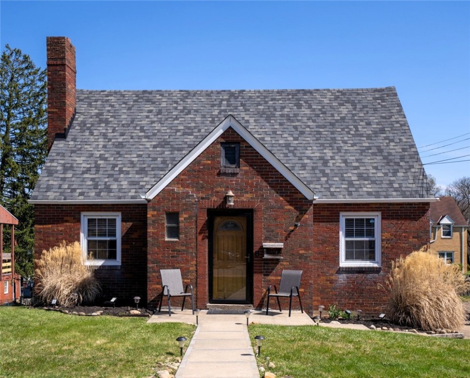 428 Phillips Ave, Stowe Township, PA 15136 MLS 1646716 Coldwell Banker