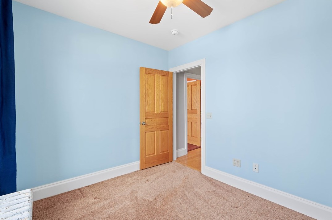 1036 Mirror St, Pittsburgh PA 15217-2646 exterior