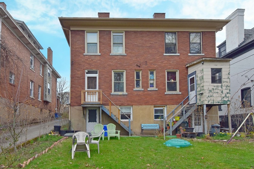 5528 Forbes Ave, Pittsburgh PA  15217-1126 exterior
