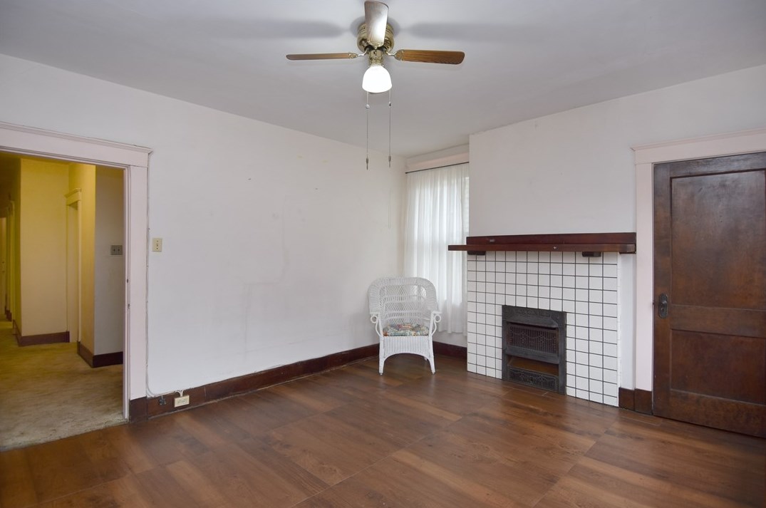 5528 Forbes Ave, Pittsburgh PA  15217-1126 exterior